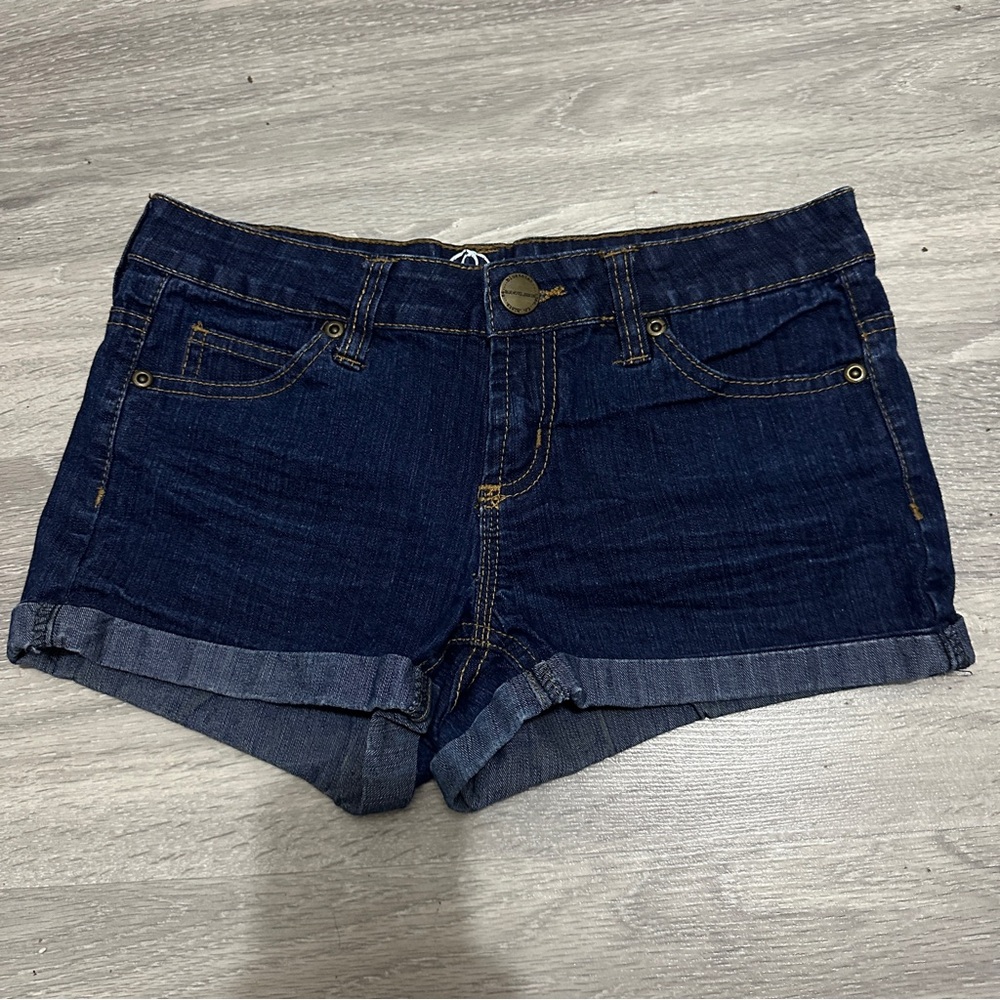 Low raise shorts size 26